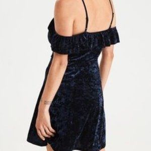 American Eagle Crushed Velvet Off-the-shoulder